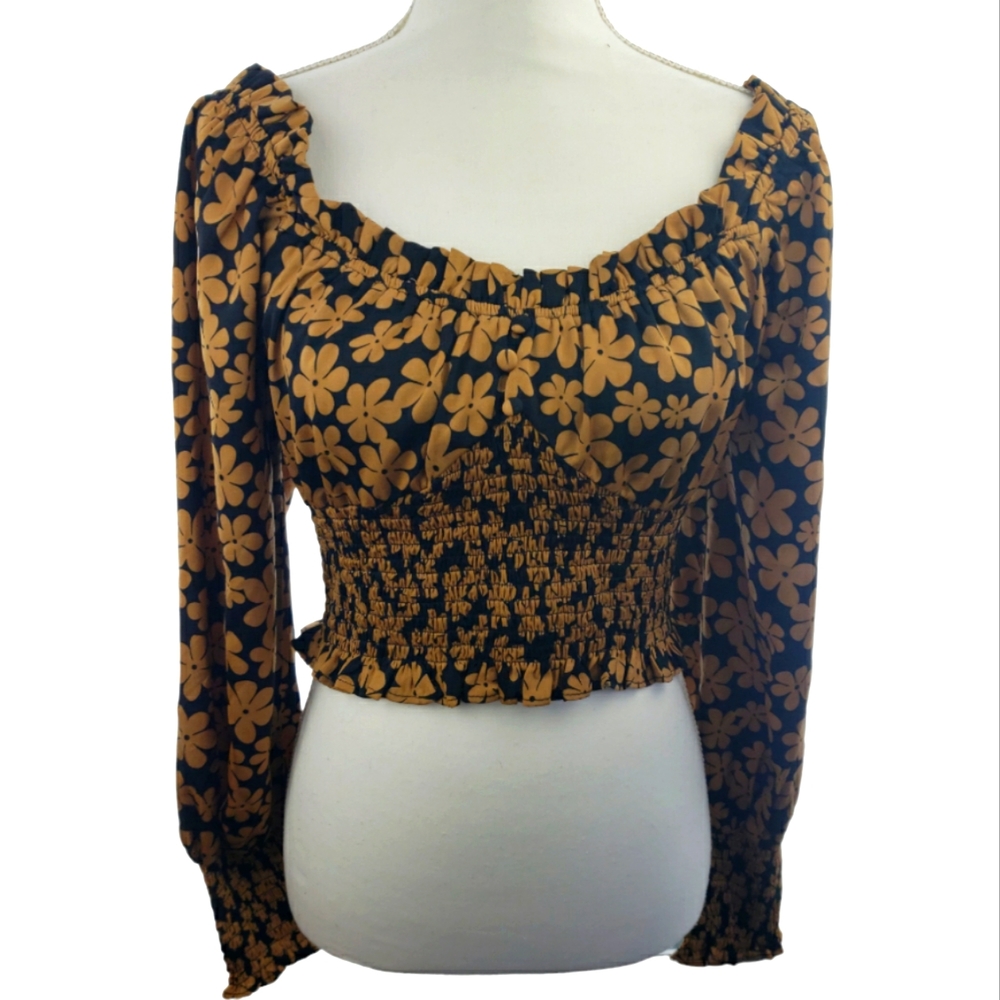 Lush Floral Crop Blouse Off or On Shoulder Size Small in Brown/Black Floral